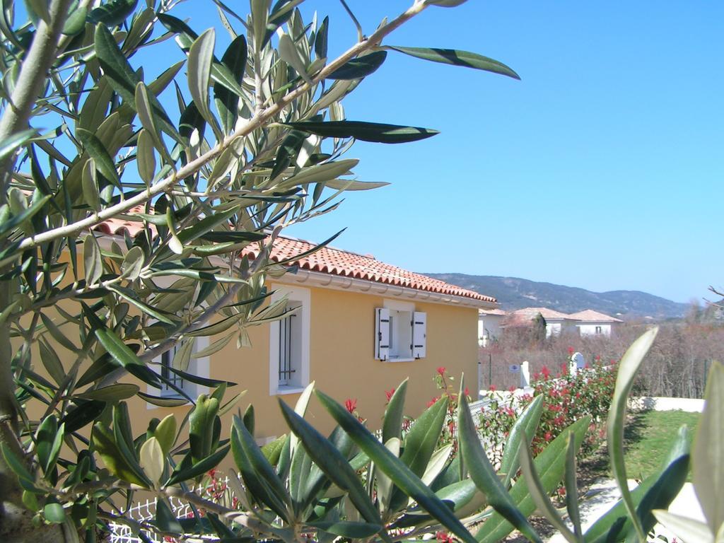 Aux Couleurs D'Ardeche Apartment Vallon-Pont-d'Arc Exterior photo
